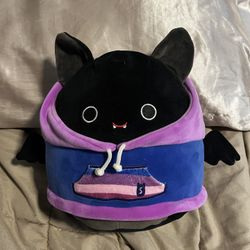 SDCC Squishmallow - Emily the Bat