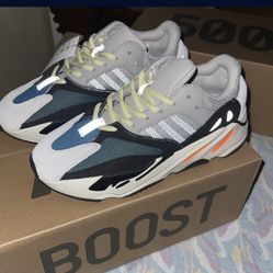 300 Shoes
