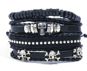 (Shipped Only) Multilayer Leather Skull Bracelet