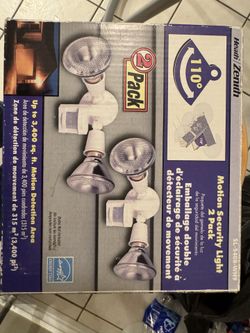 Heath Zenith Security Floodlights, 2 Lamp-Incandescent, White