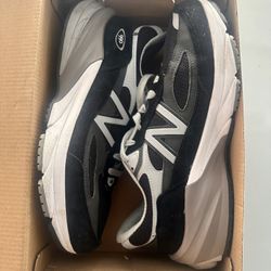 New Balance W990Bk8 Size 10