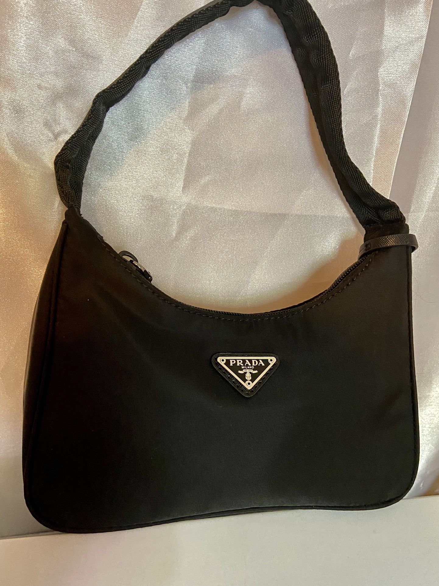 AKAIV Los Angeles purse for Sale in Louisville, KY - OfferUp
