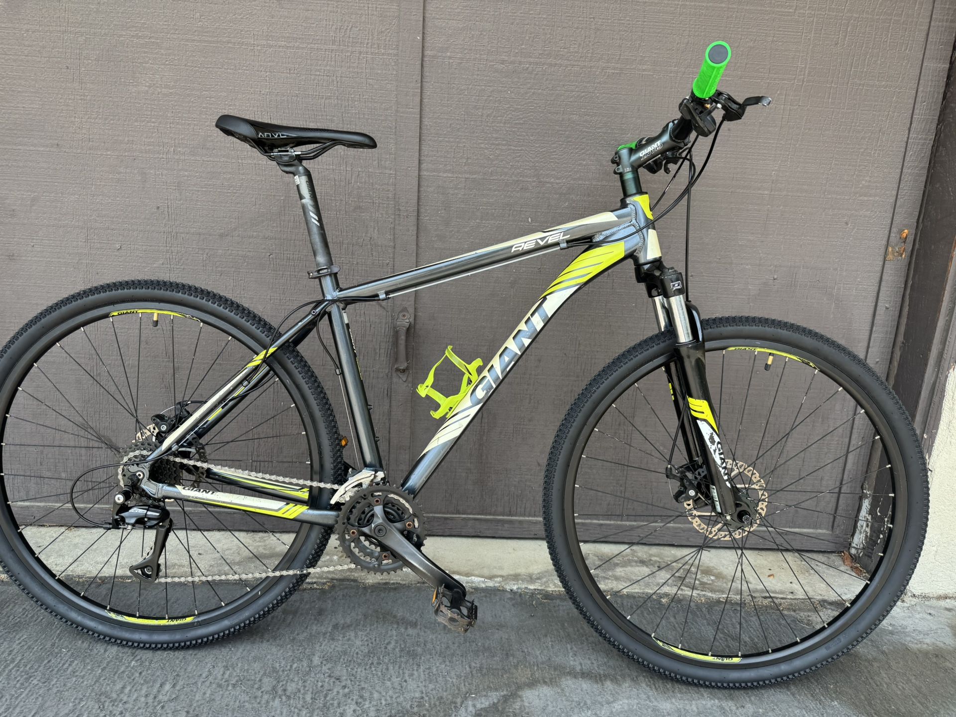 Giant Revel Mountain Bike