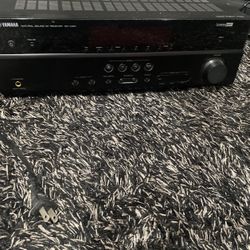 Yamaha Stereo Receiver