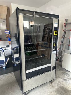 Crane 3184 (snack machine)