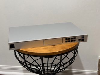 Ubiquiti UniFi Dream Machine Pro (UDM-Pro), great condition, $250 OBO