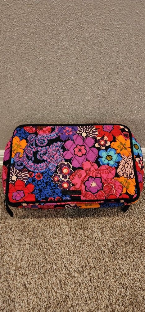 VERA BRADLEY Make Up Travel Bag