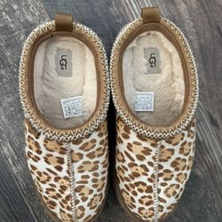Leopard Uggs