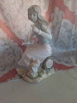 Beautiful Liadro Figurine