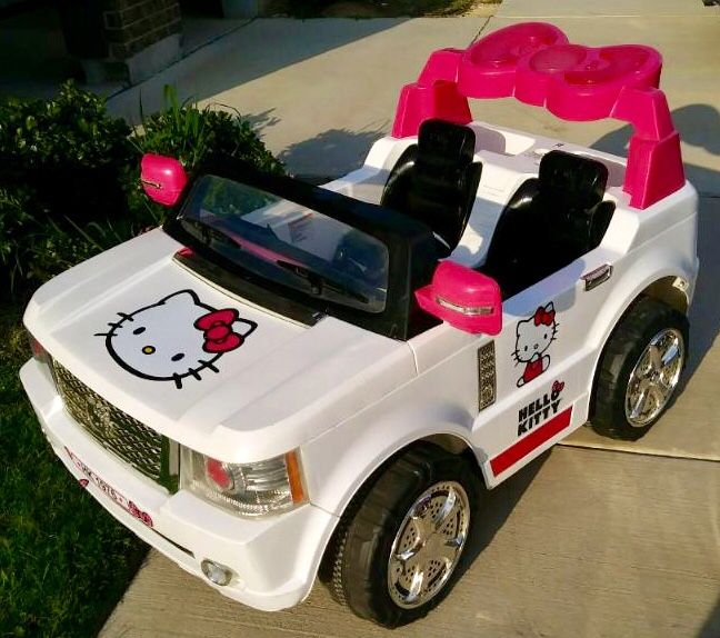 Hello Kitty Car