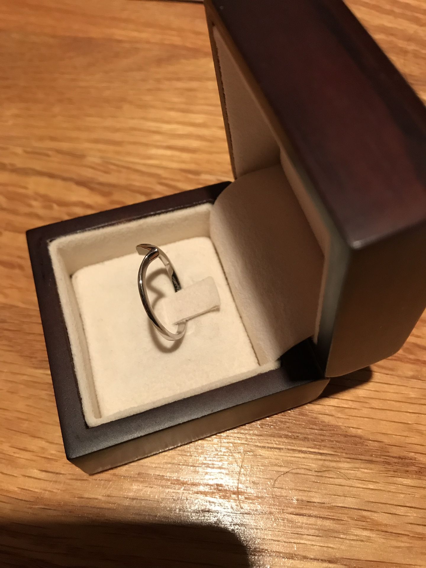 Wedding ring platinum