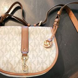Michael Kors  Jamie Shoulder Bag 
