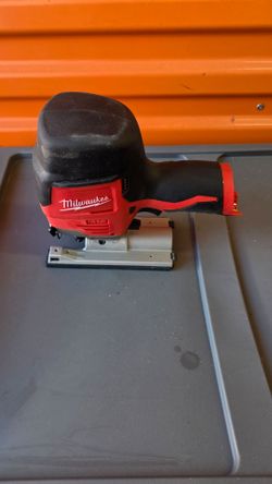 Milwaukee Jigsaw with Blades