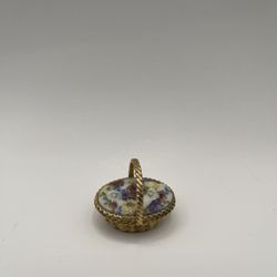 Vintage “Hypnotique” Flower Basket Cream Perfume Compact 