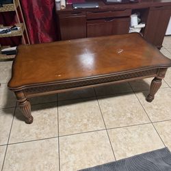 Solid Wood Coffee Table Carved Legs Traditional Style