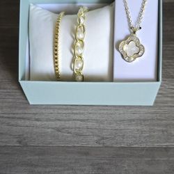 Women's Jewelery Collection