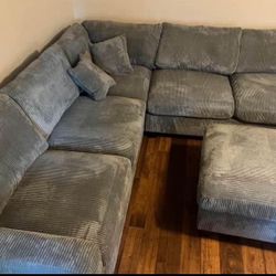 New Gray Corduroy Sectional Couch! Includes Free Delivery 🚚! Free Assembly!