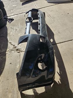Toyota RAV4 front bumper Oem