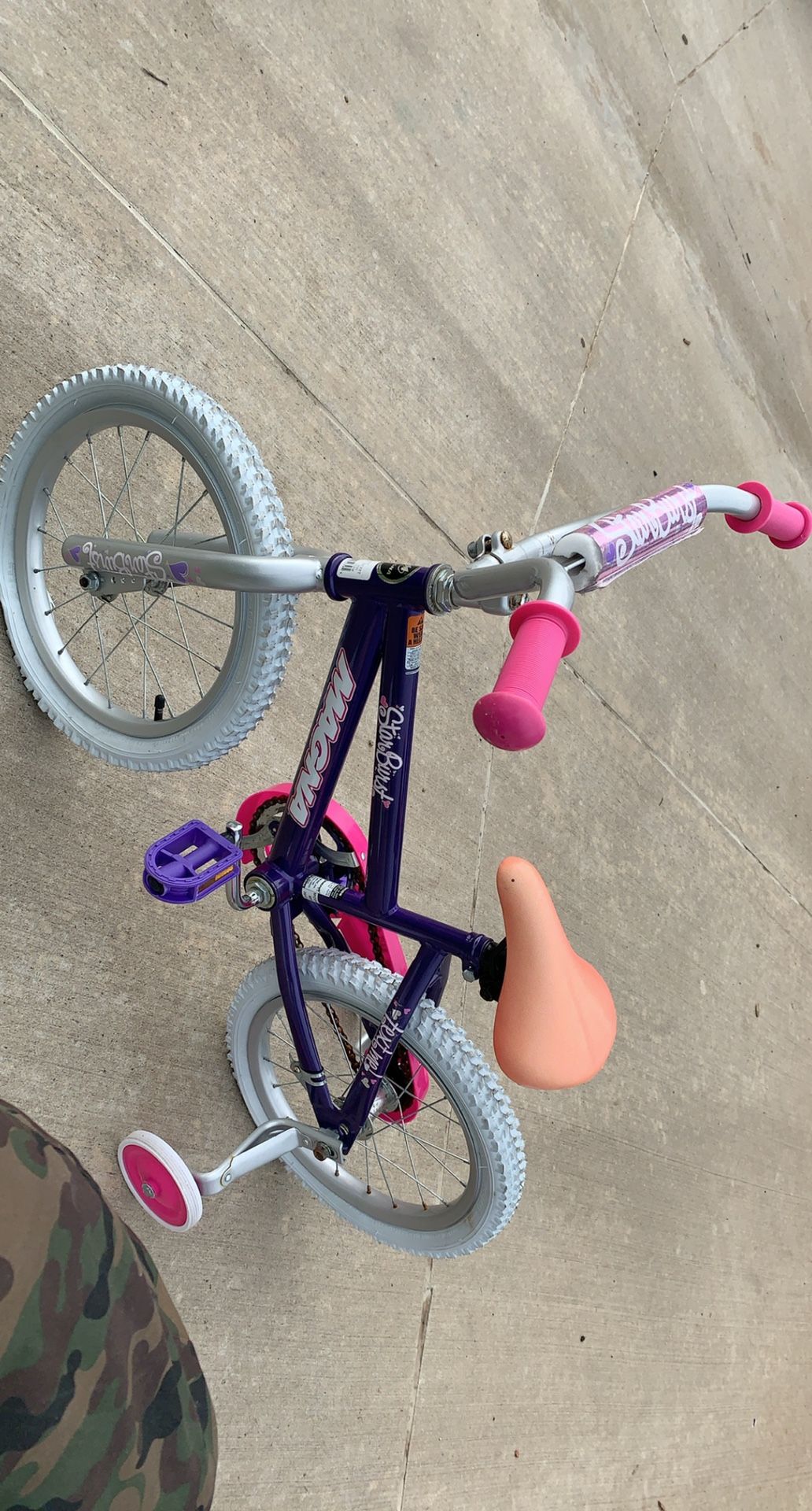 Girl Bike (: