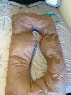 Pregnancy pillow