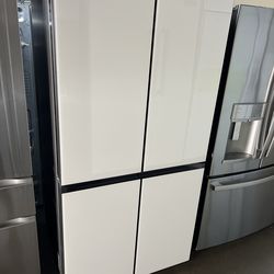 NEW OPEN BOX SAMSUNG BESPOKE FOUR DOOR REFRIGERATOR