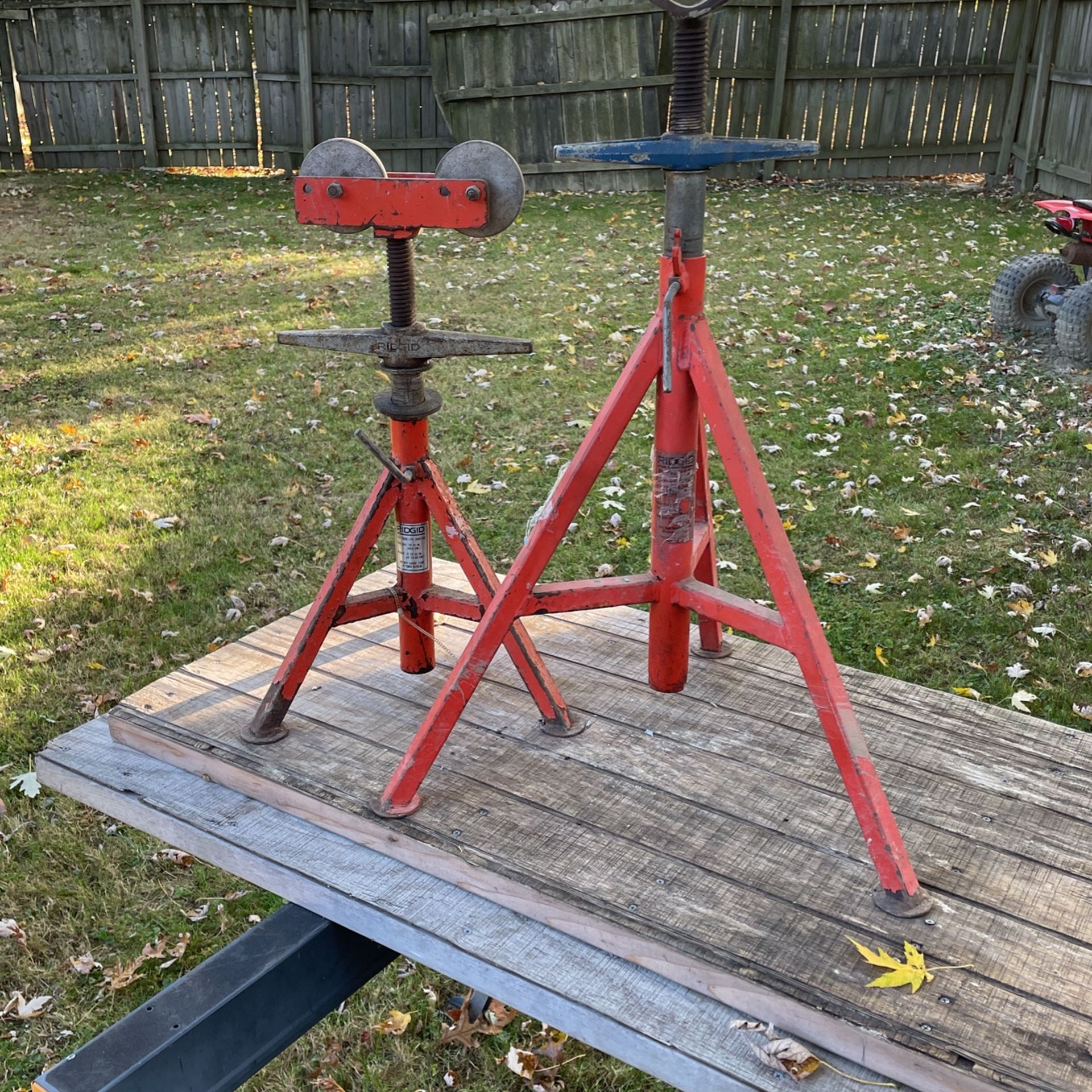 Ridgid pipe stands