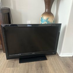 32” Vizio Flat Screen TV – Works Great