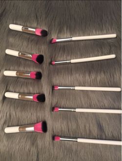 BRAND New Brushes Set of 10