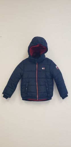 Tommy Hilfiger Waterproof Detachable Hood Kids Boys Puffer Jacket
Size 5/6