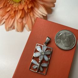 Silver Flower/butterfly Pendant