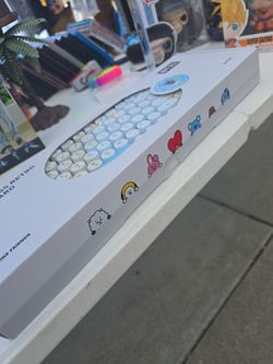 BT21 retro wireless keyboard