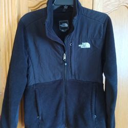 The North Face Fleece Woman's Jacket 