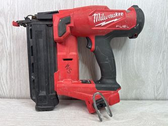 Milwaukee M18 FUEL 2746-20 18-gauge cordless brad nailer (A1G014548)