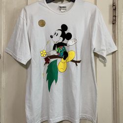 Vintage Walt Disney World Exclusive Mickey Mouse 50/50 1990s T-Shirt Rare Womens