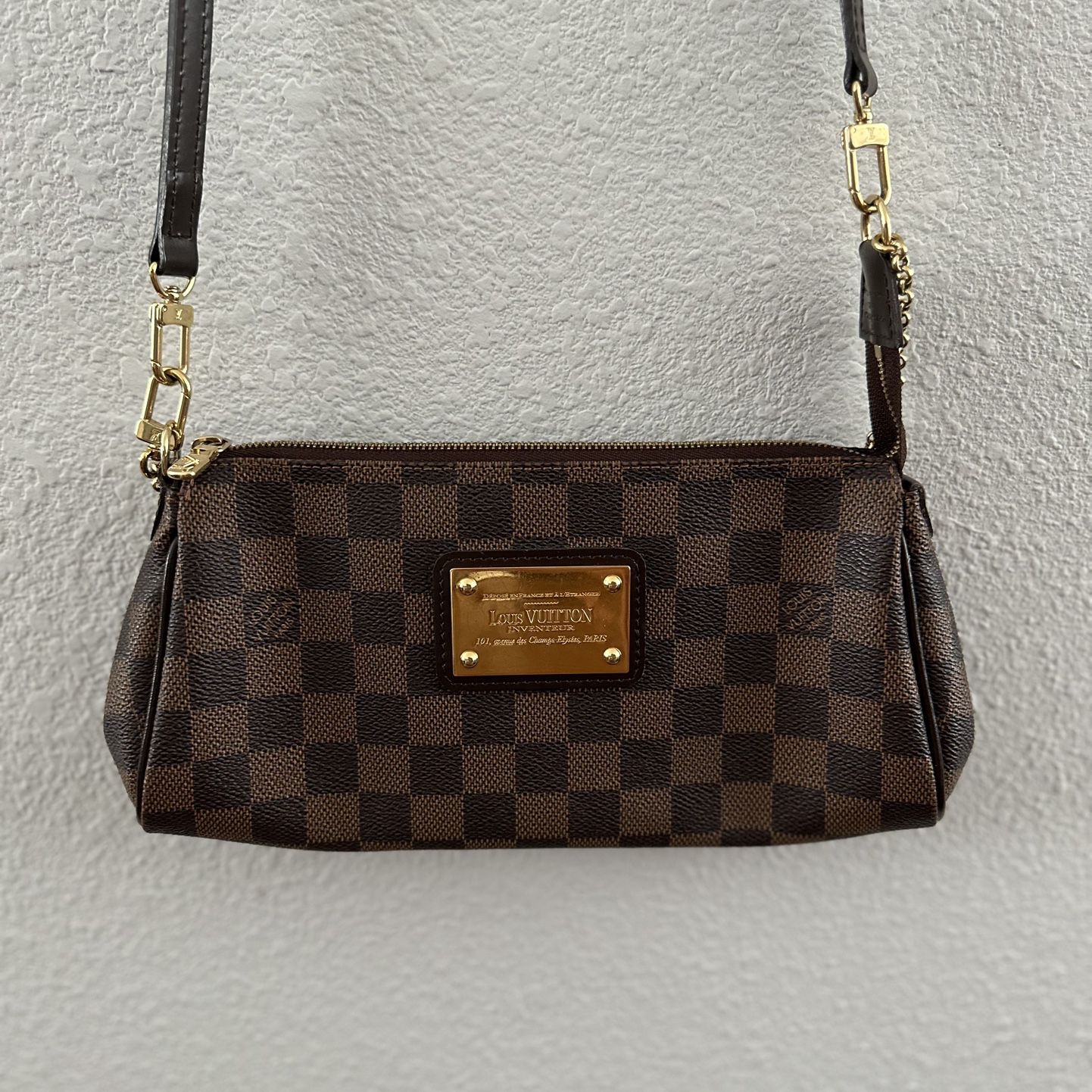 LV Computer Bag for Sale in Dallas, TX - OfferUp