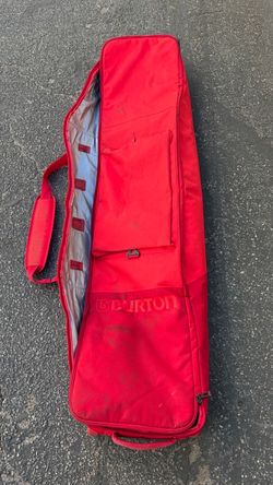 Burton padded wheelie roller snowboard bag fits up to 155 cm.