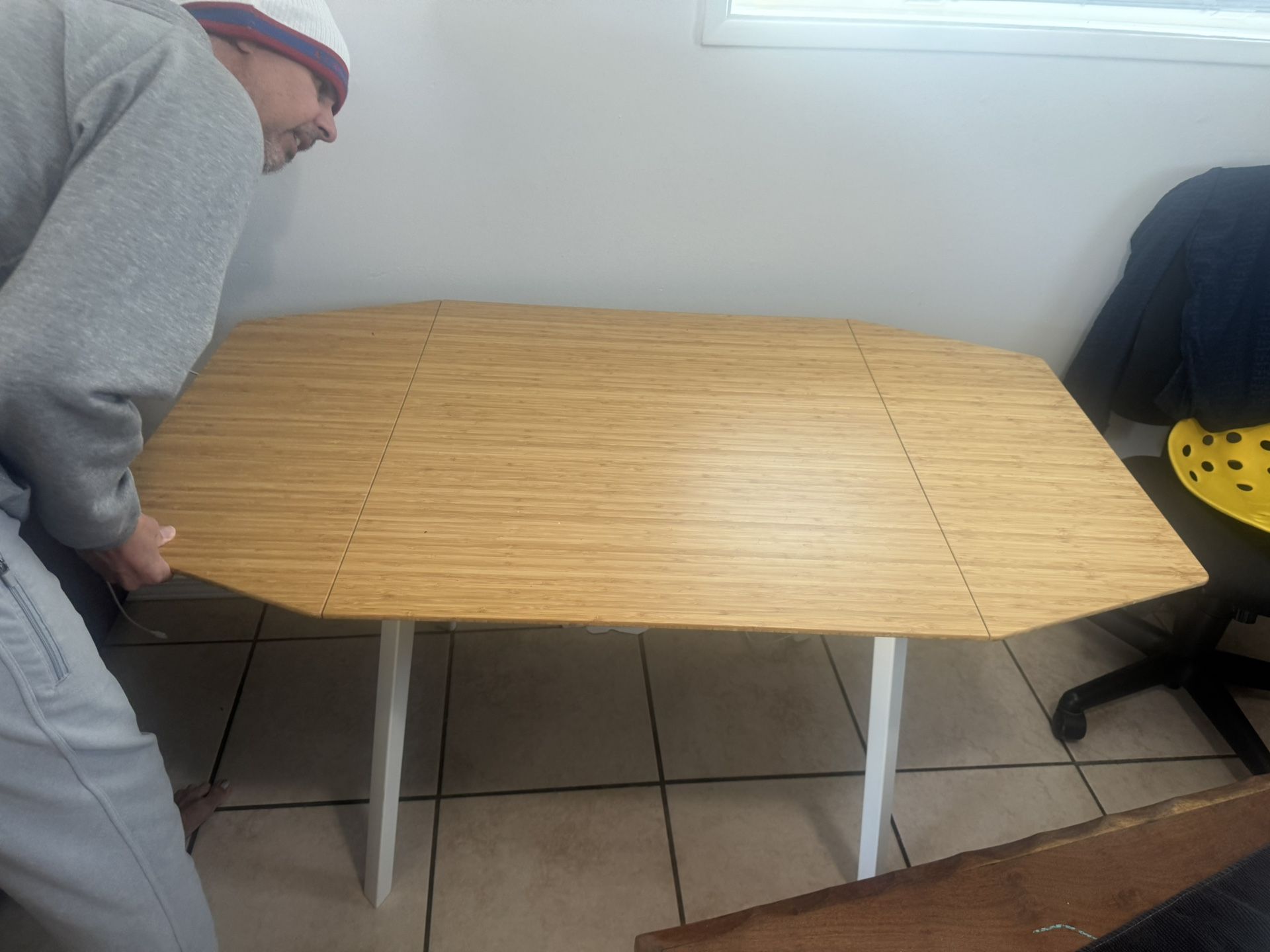 Dropleaf Table 