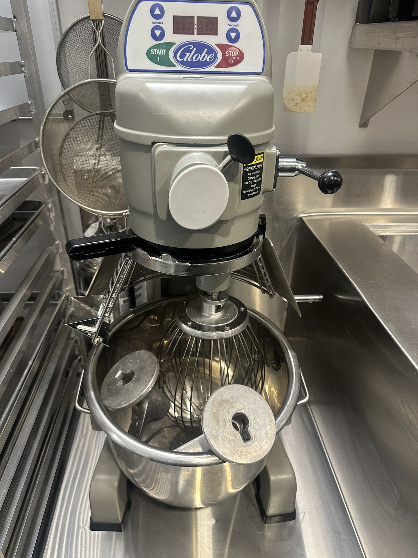 Globe Commercial Mixer