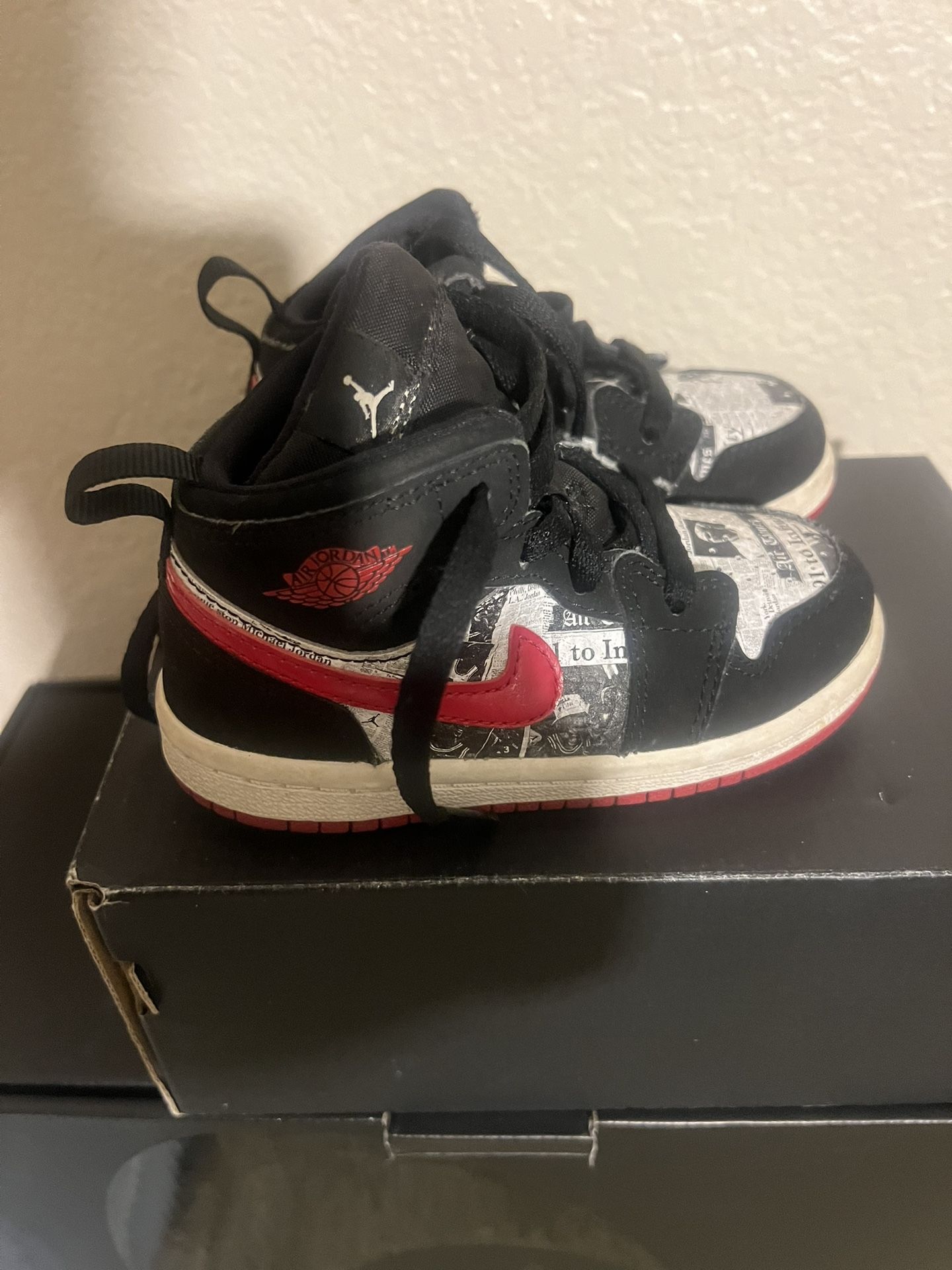 Size 7 Toddler Jordan’s