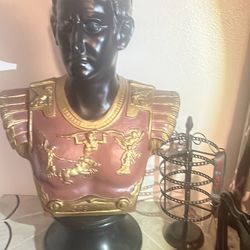 Julius Caesar statue 2 foot and a half tall