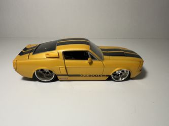 JADA 1967 mustang shelby GT-500KR LOOSE 1/24 diecast yellow color