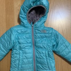The North Face Reversible Jacket.  Toddle Size 2 A-2b