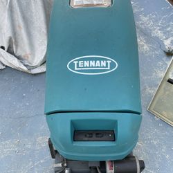 Tennant Carpet Deep Cleaner