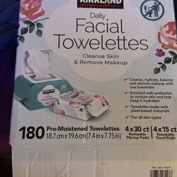 Facial Towelettes Make Up Remover