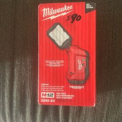 milwaukee packout light