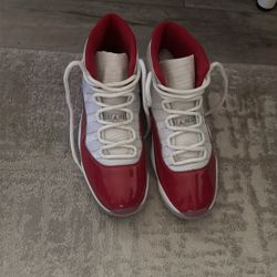 Jordan 11- Cherry ( Sz 11.5) Excellent Condition 