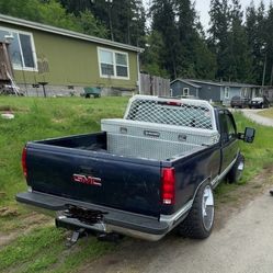 1994 gmc 1500 hmu for more details looking for trades mainly testing waters 