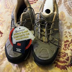 New Converse Woman Work Shoes Size 7