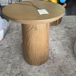 Hearth And hand Accent Table 