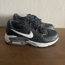 Nike Air Max Size 7 In Women’s 